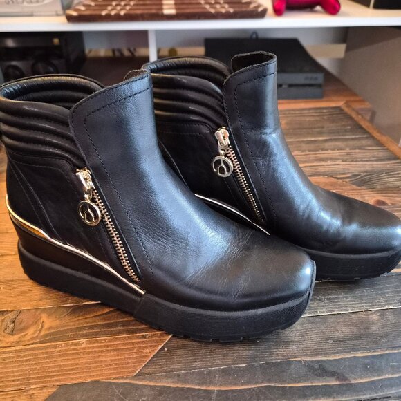 Wishbone ankle boots - Picture 1 of 4